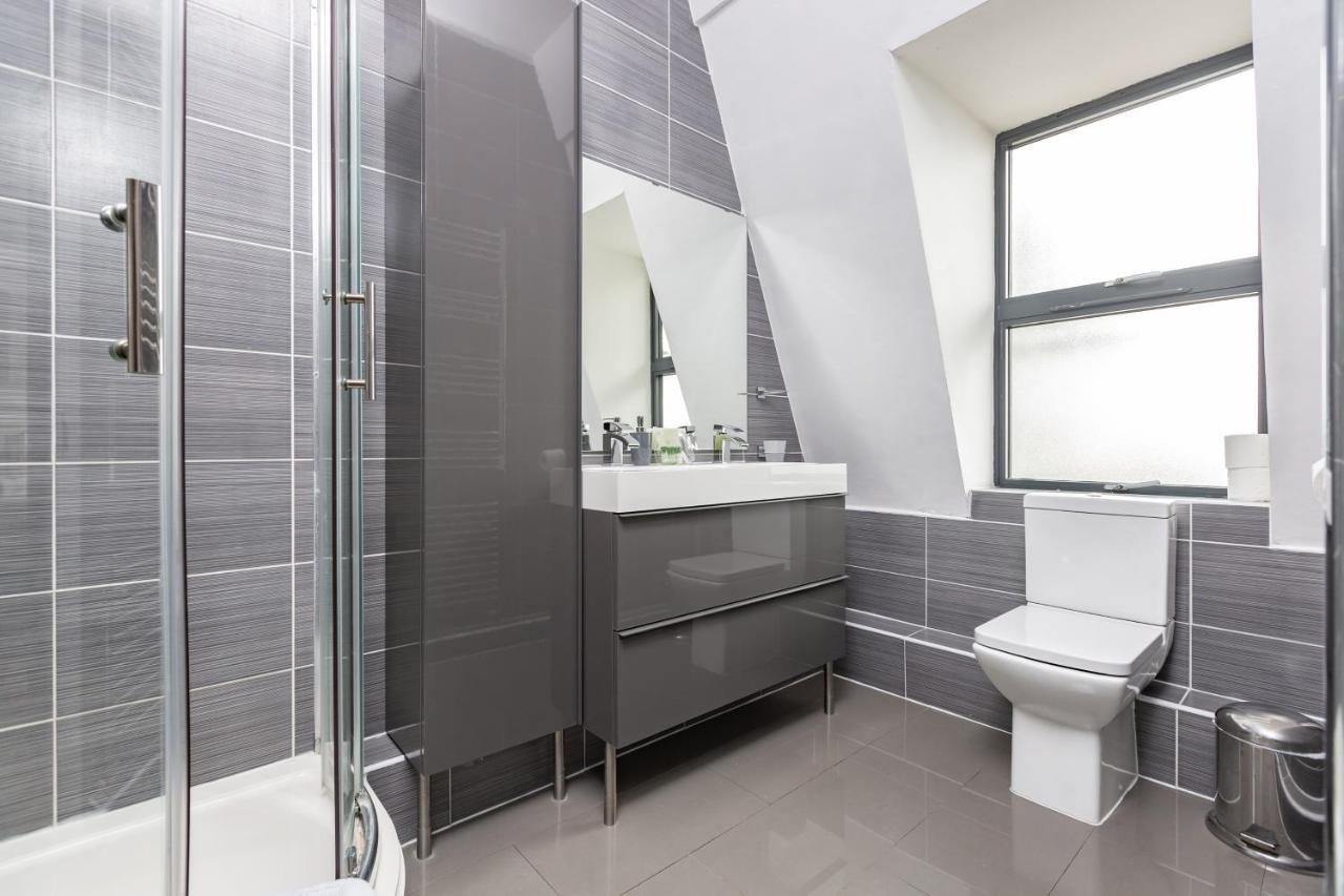 Manhattan Heights Appartamento Maidstone Esterno foto