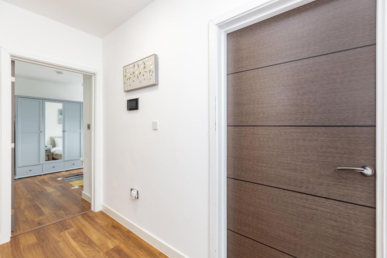 Manhattan Heights Appartamento Maidstone Esterno foto