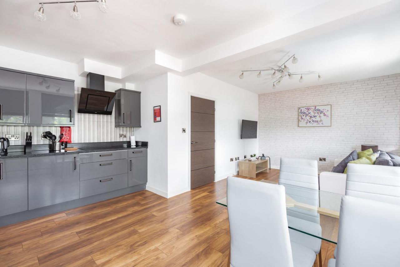 Manhattan Heights Appartamento Maidstone Esterno foto