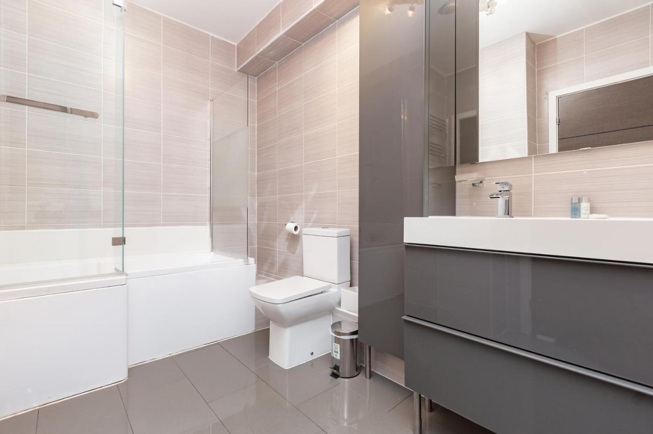 Manhattan Heights Appartamento Maidstone Esterno foto