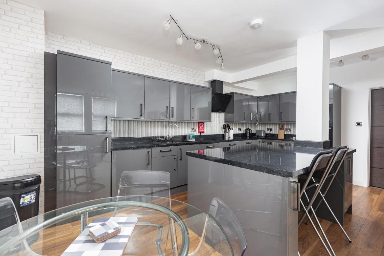 Manhattan Heights Appartamento Maidstone Esterno foto