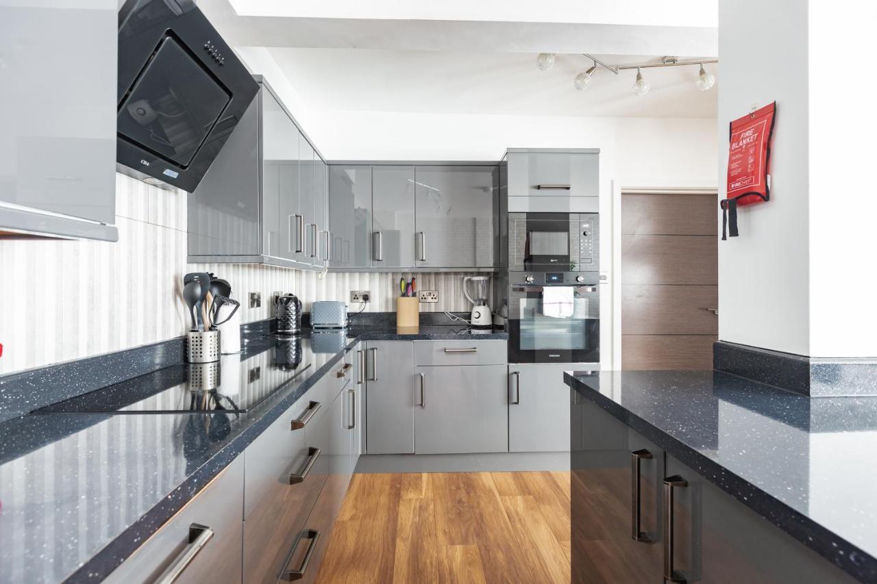 Manhattan Heights Appartamento Maidstone Esterno foto